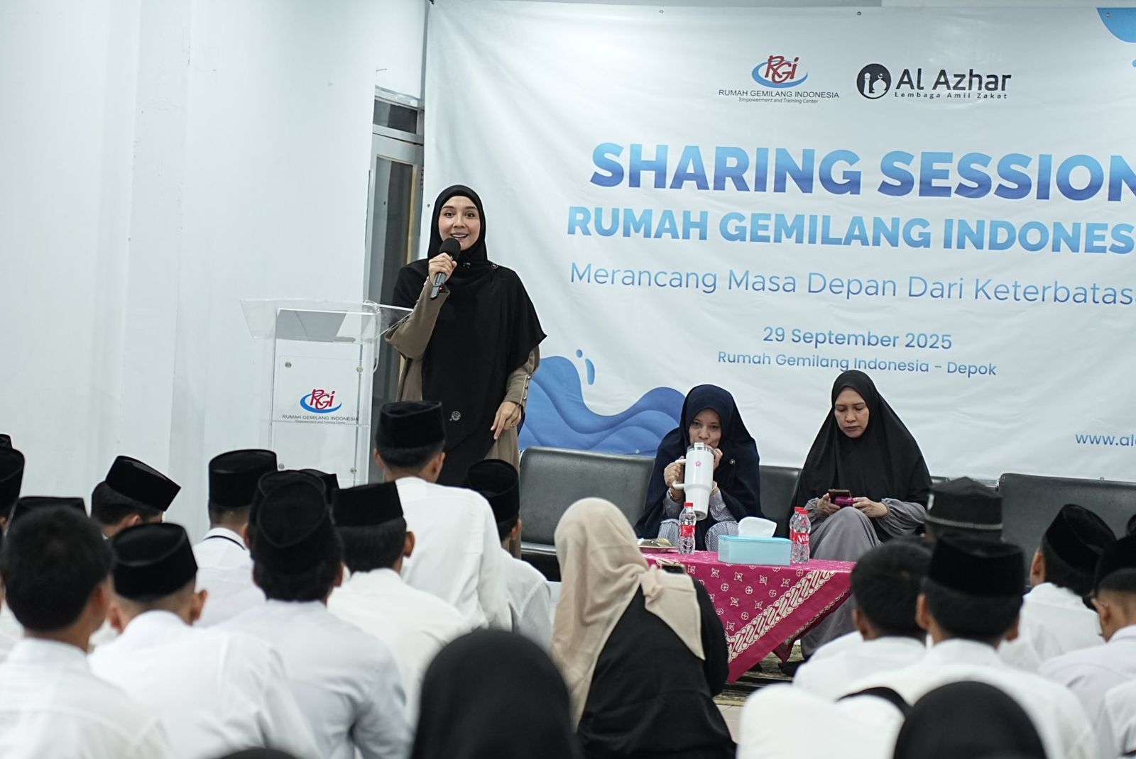 Merancang Masa Depan dari Keterbatasan: Santri RGI Belajar Mental Juara