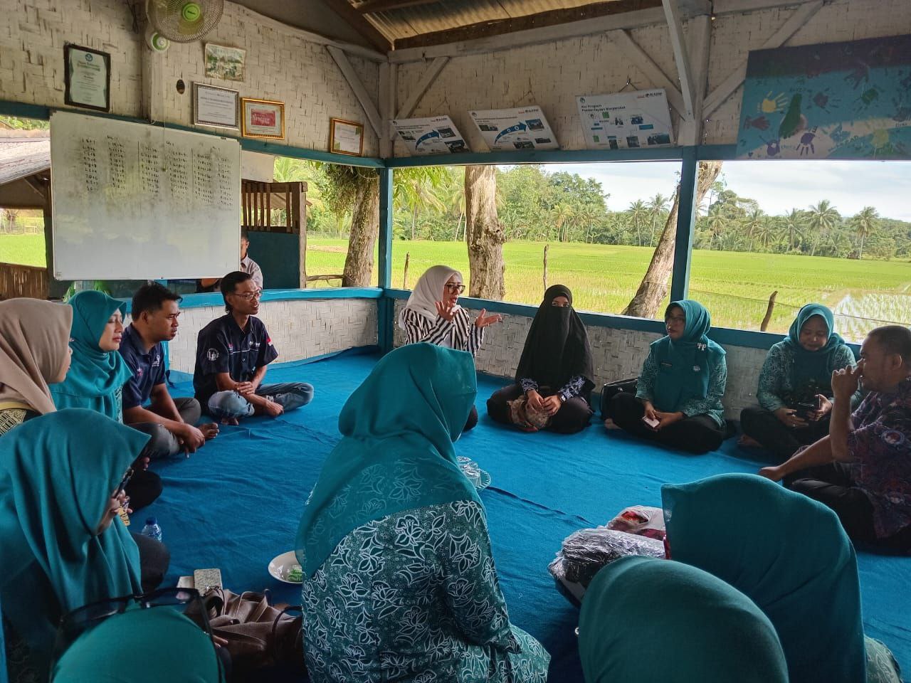 PKK Lebak Dukung Saung Ilmu, Bangun Masyarakat Cerdas dan Mandiri