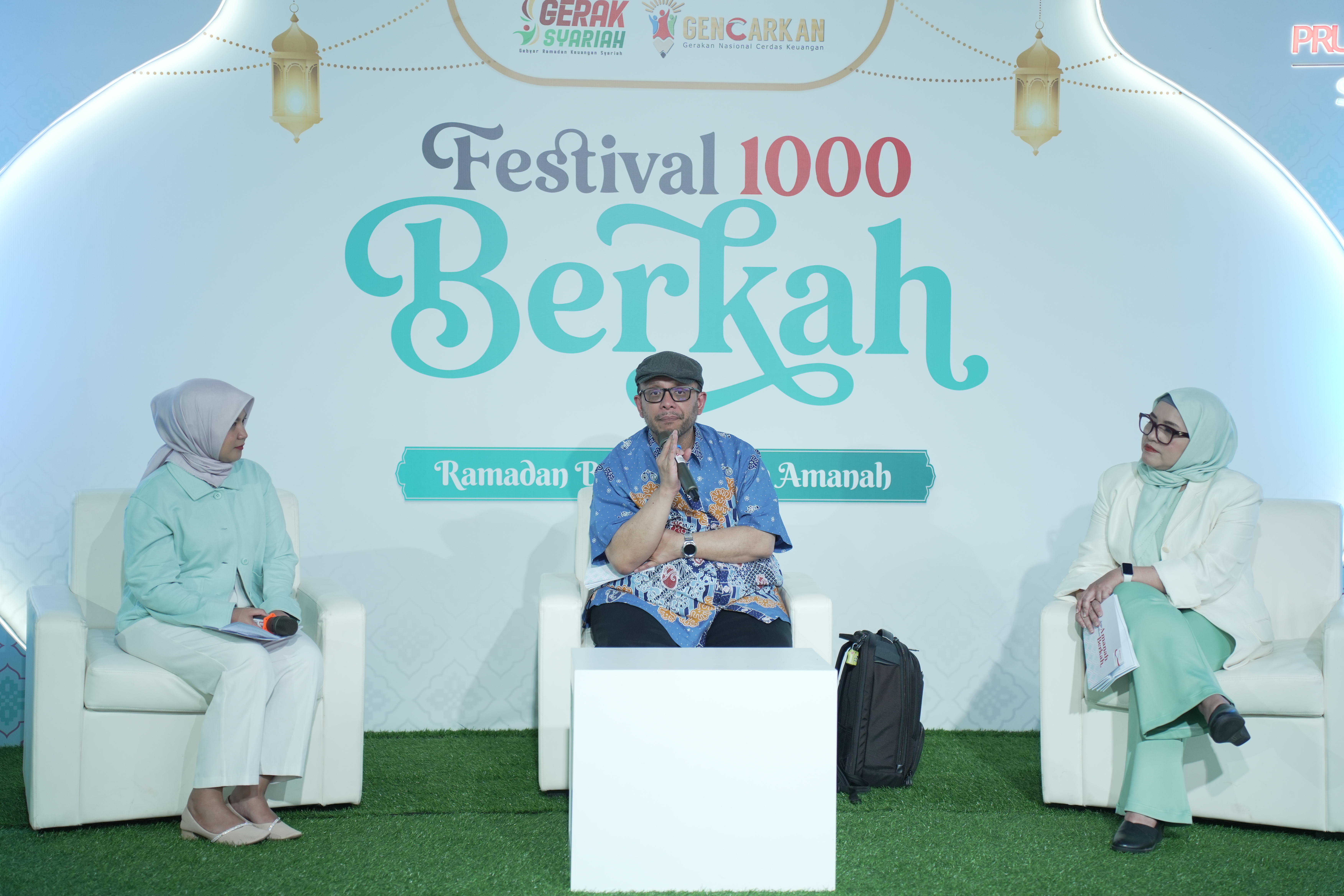 Prudential Syariah dan LAZ Al Azhar Berbagi Kebahagiaan Ramadan Bersama 100 Lady Ojol