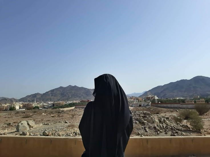 Muslimah dan Kekuatan Mengelola Perasaan